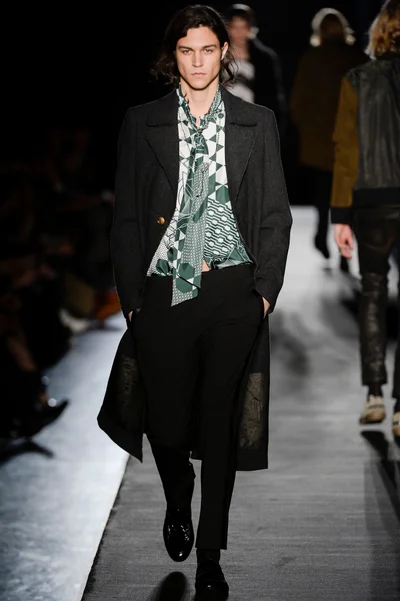 Look 36